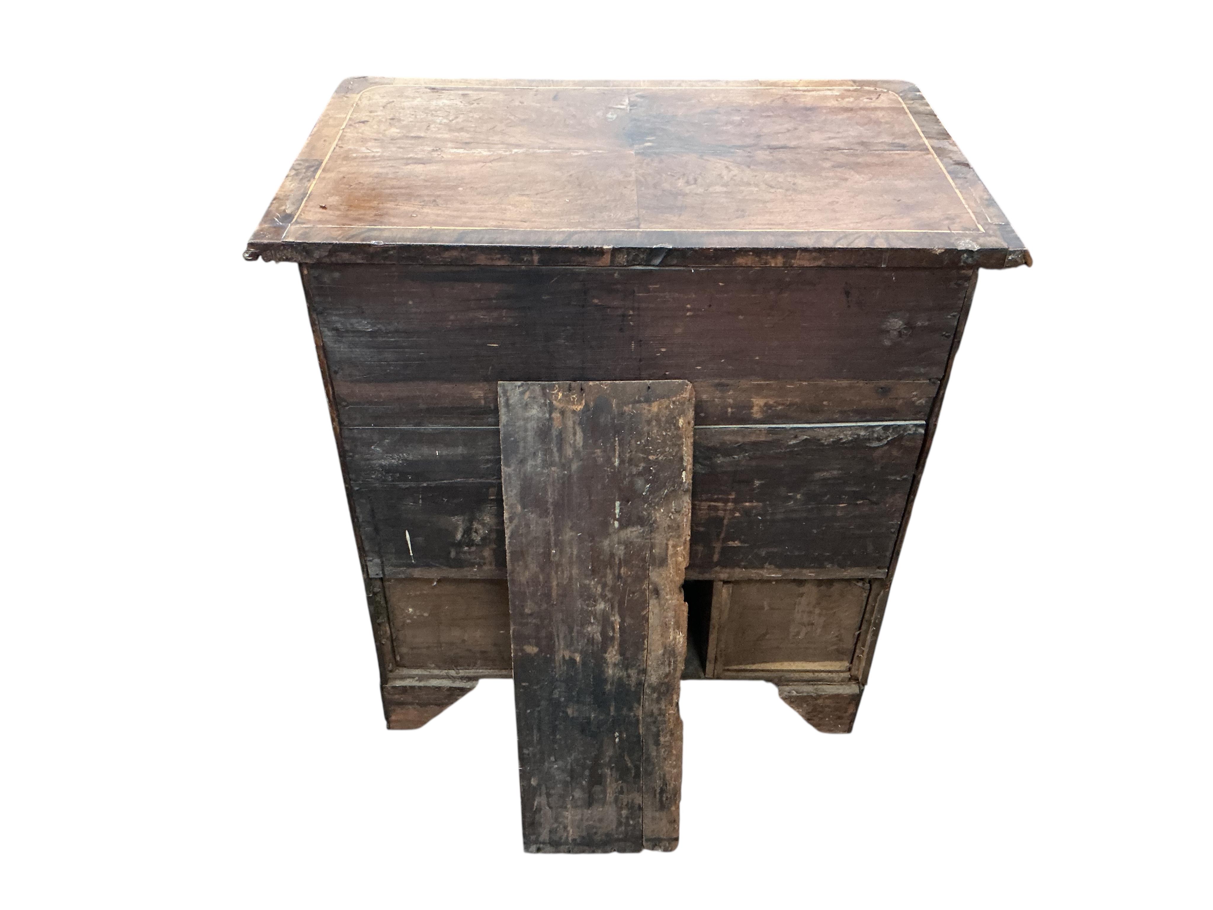 An 18th century walnut kneehole desk, width 79cm, depth 49cm, height 84cm